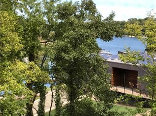 510 Mohawk St W, Lenexa, KS 66217