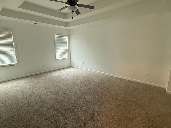 5th image of 6035 Stonebrook Ln