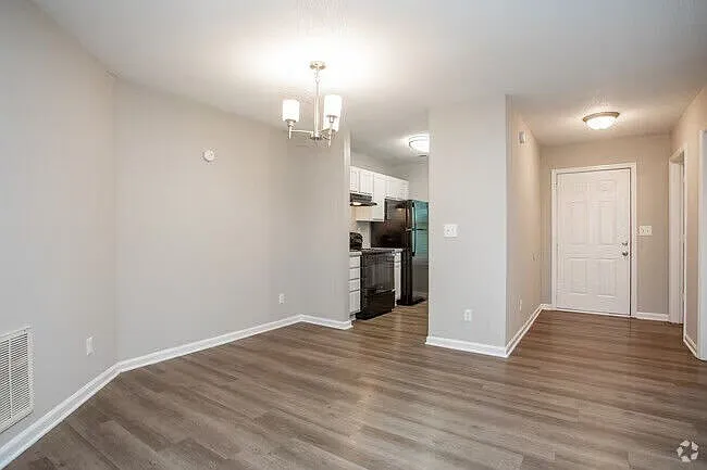 North Chase Apartments — Photo 22