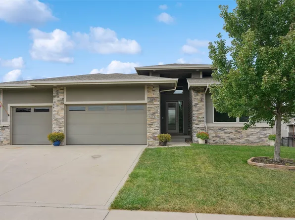 16107 Springbrook Trl, Urbandale, IA 50323