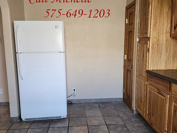 3rd image of 150 Hanks Dr #1