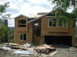 801 Lenora Ave, Kent, WA 98031