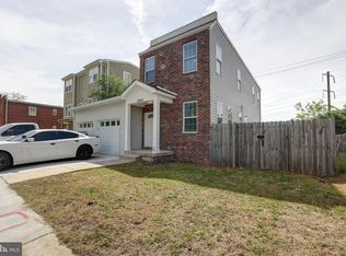 1062 44th St NE, Washington, DC 20019