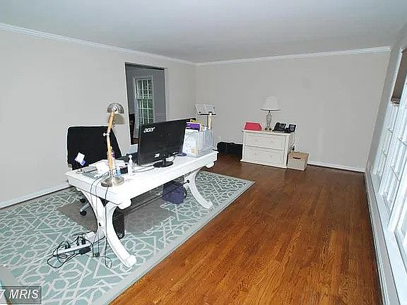 3rd image of 9304 Ironhorse Ln