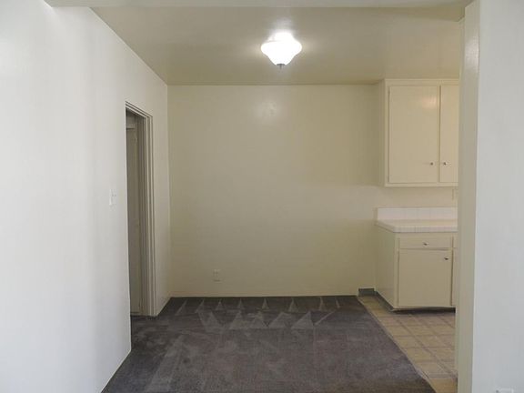 3rd image of 549 Nebraska Ave APT 3