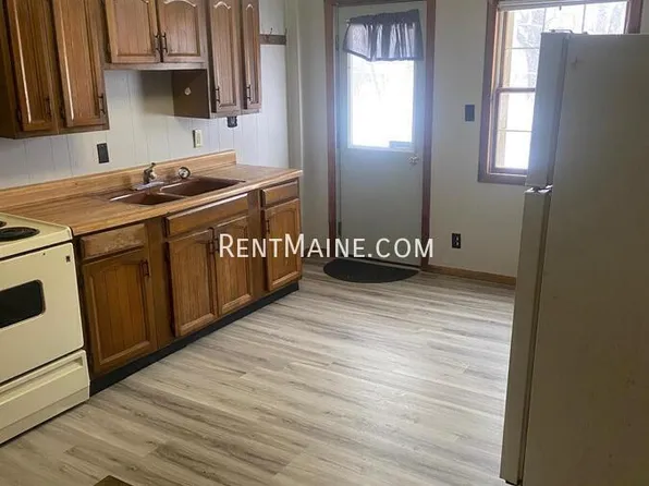 236 York St Unit 2, Bangor, ME 04401