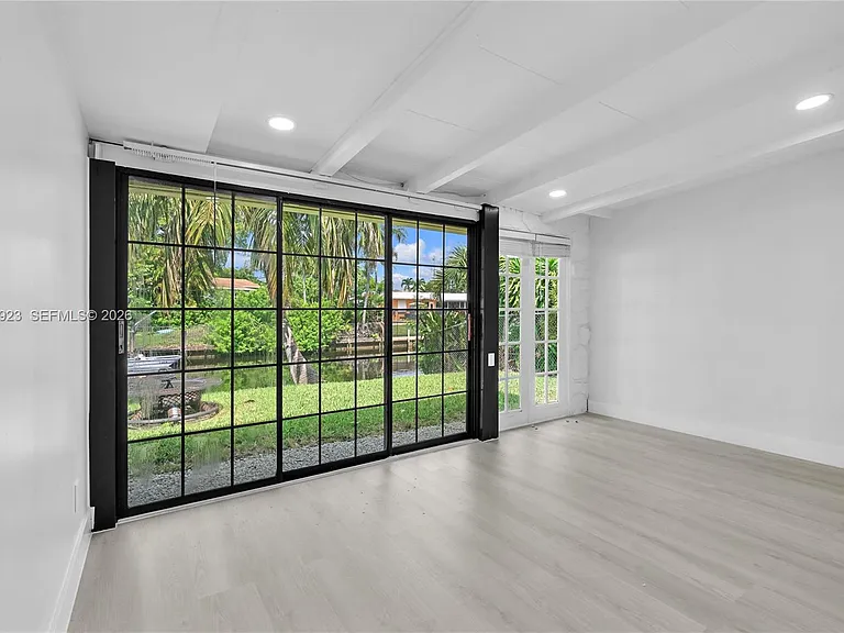 2555 Nassau Ln — Photo 21