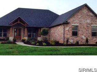 63 Long Branch Ln, Caseyville, IL 62232