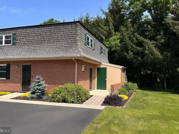 44 Glenview Cir #44, Dillsburg, PA 17019