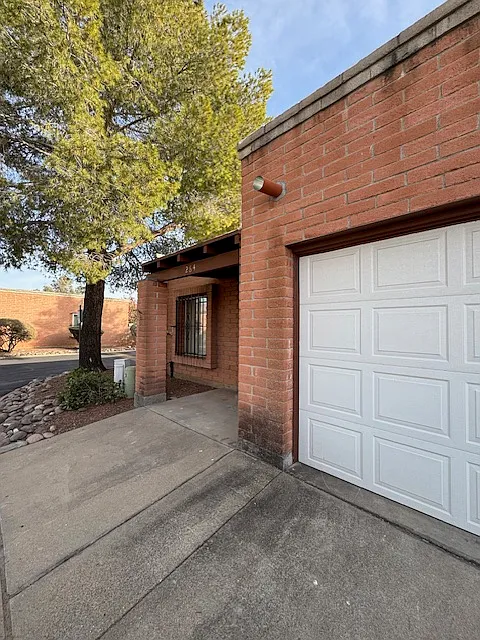 2 bed, 1164 sqft, $1,495 — Photo 2