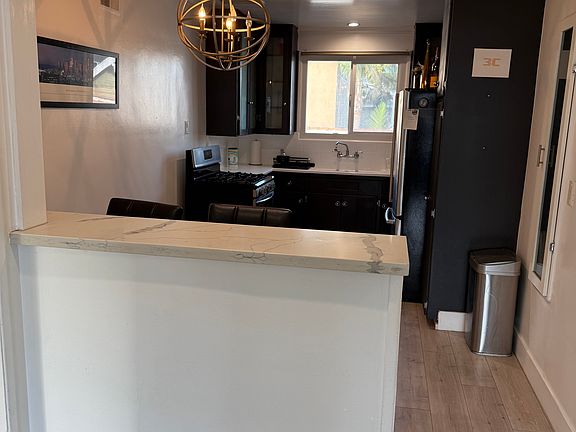 5th image of 3 Cerritos Ave #3