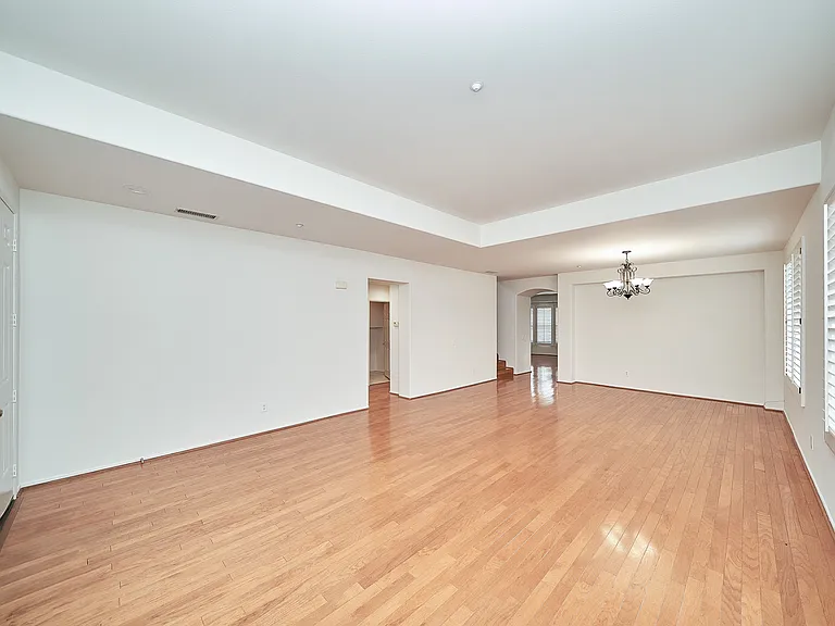 7455 Chanteclair Ct — Photo 7