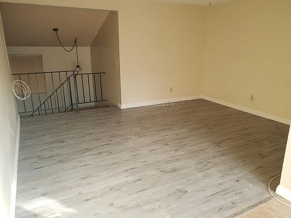3rd image of 1412 E D St APT A