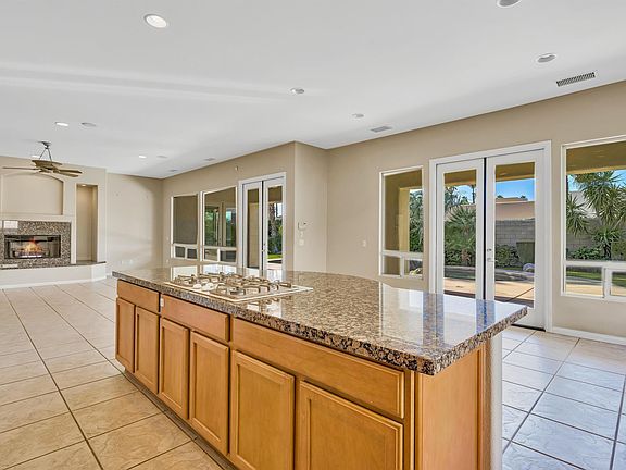 4th image of 36383 Artisan Way