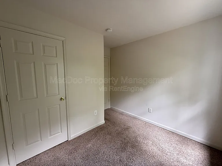 11009 Bevin Dr — Photo 18