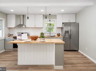 7 Oak St, Cambridge, MD 21613