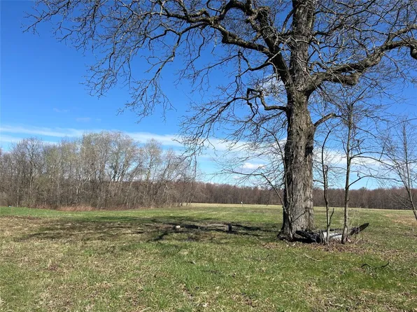 10722 Dicksonburg Rd, Conneautville, PA 16406