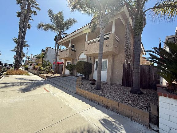4th image of 215 18th St APT C