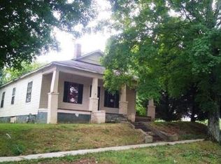 801 Ohio Ave, Athens, TN 37303