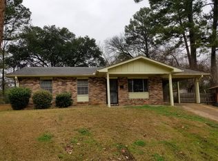 242 Cherry Hill Dr, Jackson, MS 39212