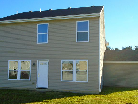 3rd image of 3241 Piedmont Dr