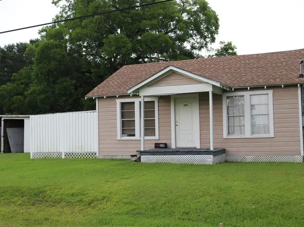 299 Thomas Rd, Lumberton, TX 77657