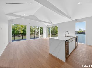 253 Riverside Ave #201, Westport, CT 06880