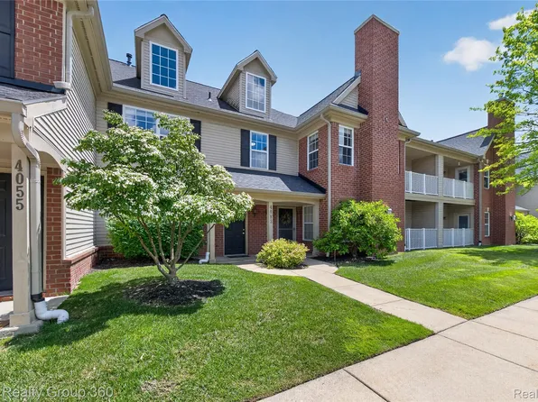 4077 Berkeley Ave, Canton, MI 48188