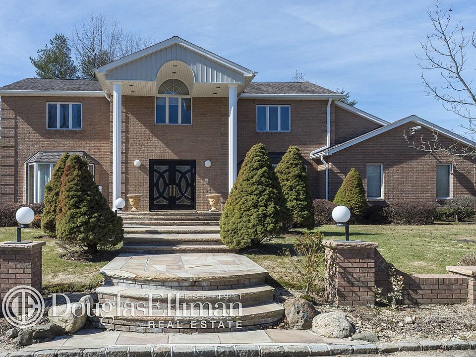 1st image of 71 Woods Dr