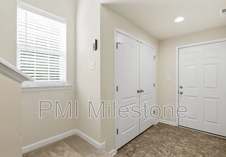 100 Bertelli Ct — Photo 20