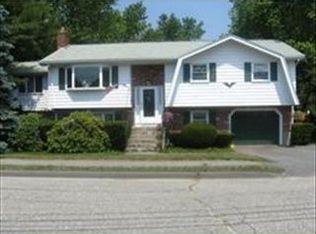 7 Cassidy Dr, Woburn, MA 01801