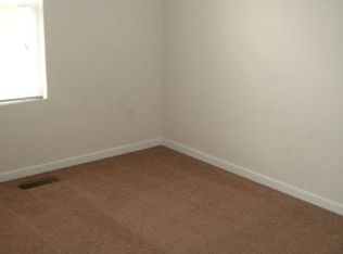 936 W 8th St, Junction City, KS 66441