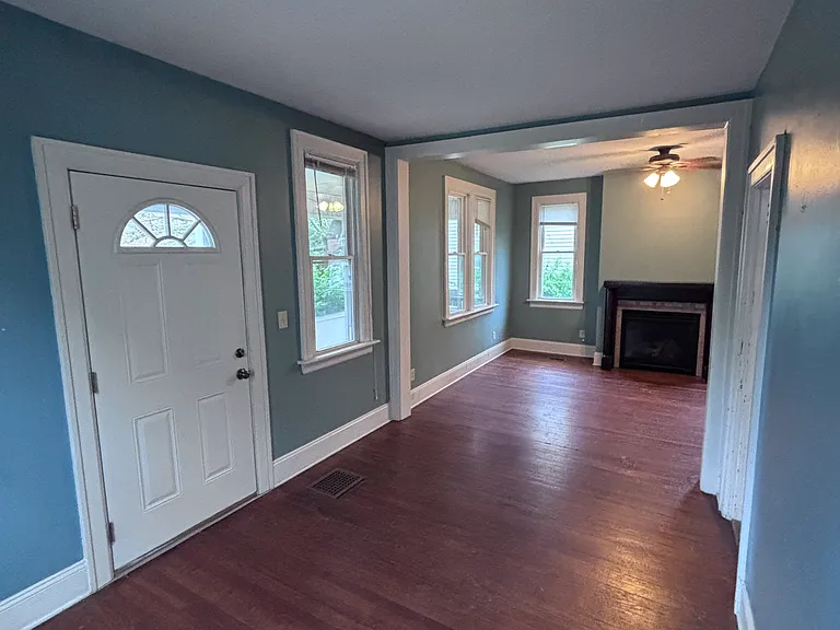 132 Clinton St — Photo 5