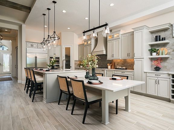 Gourmet Kitchen Biscayne II at Crosswind Ranch