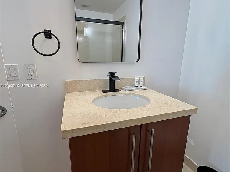 1111 SW 1st Ave #3014 — Photo 11