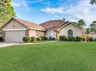 832 Wicklow Ct, Orange Park, FL 32065