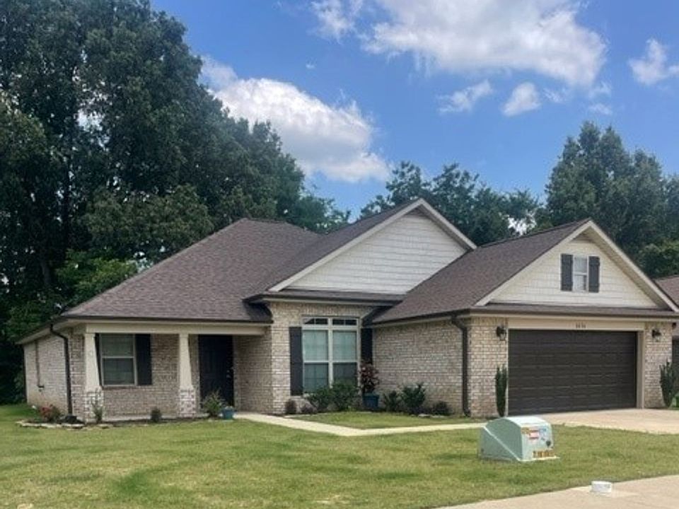 1st image of 8434 Park Pike Dr