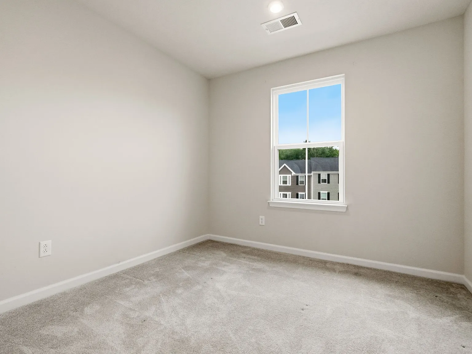 3 bed, 2.5 bath, 1539 sqft, $2,300 — Photo 4