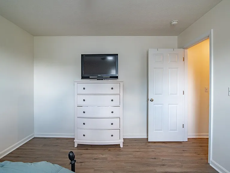 114 Twin Lakes Dr — Photo 31