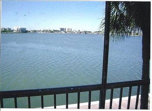 5th image of 7665 Sun Island Dr S APT 207