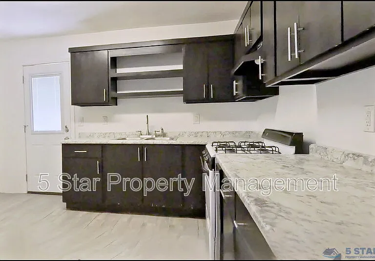 1910A Olive Ave — Photo 8