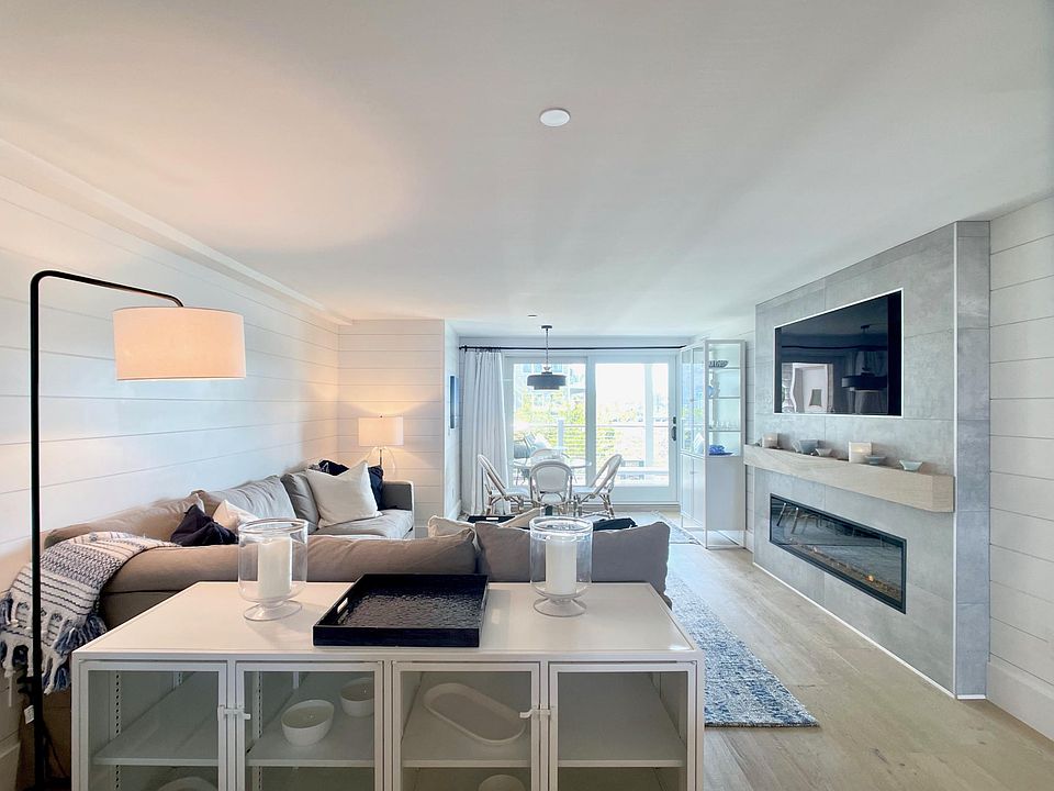 25 Coddington Wharf Newport, RI, 02840 Apartments for Rent Zillow