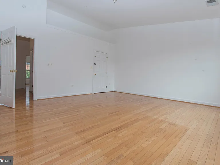 13559 Flowerfield Dr — Photo 13