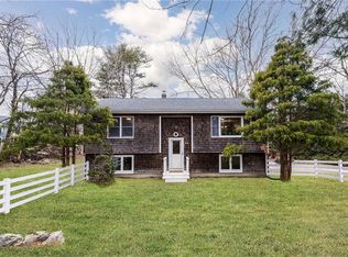 40 Northup St, South Kingstown, RI 02879