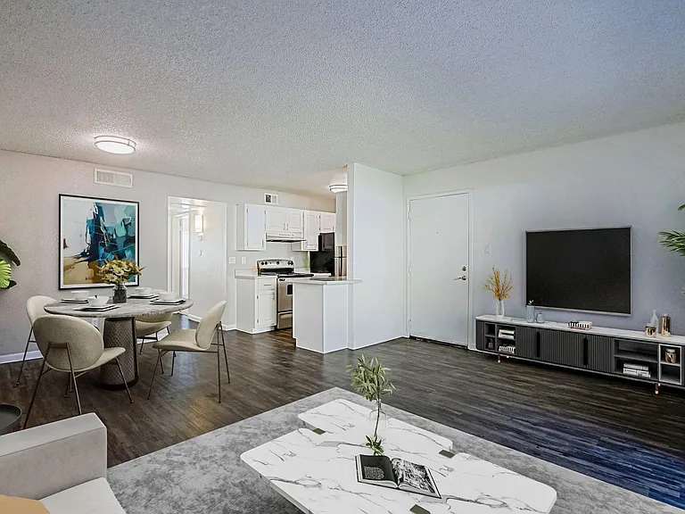 Tesoro Apartments — Photo 50