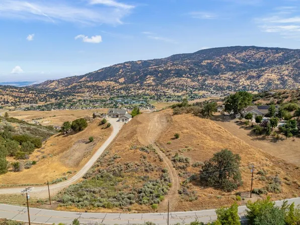 29261 Skyline Dr #257, Tehachapi, CA 93561