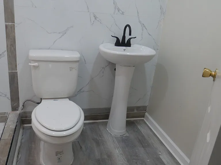 268 Gansevoort Blvd — Photo 5