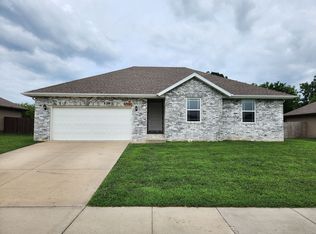 1185 S Calabria Ave, Republic, MO 65738