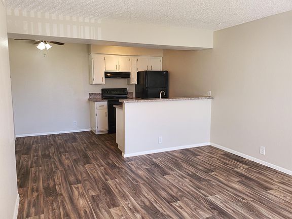 5th image of 3001 N 36th St #105