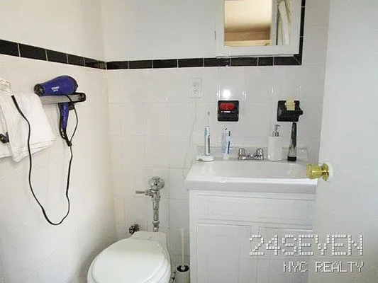 Rented by 24 7 NYC Realty Inc. | media 21